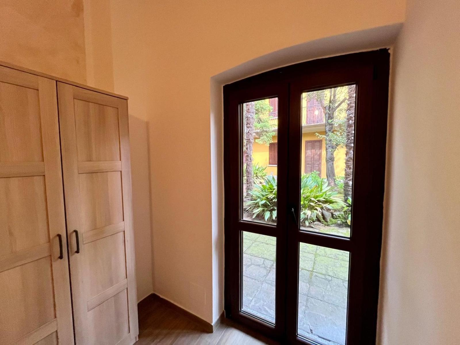 Appartamento Frida Angera Esterno foto